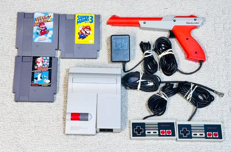 Nintendo NES Top Loader Console Bundle